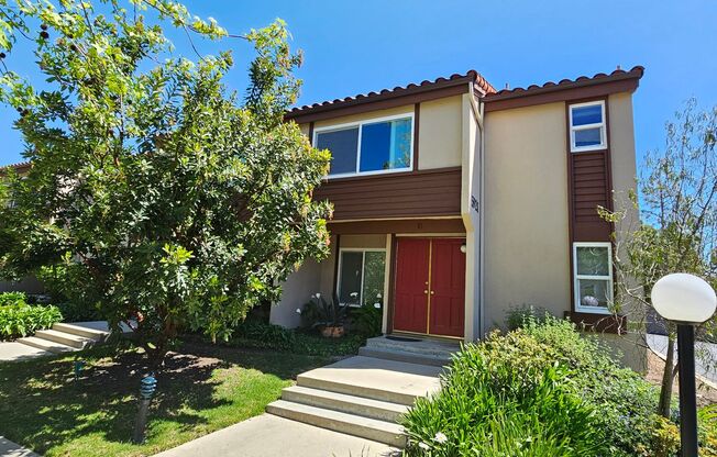 Lovely 3 Bed 2.5 Bath Corner Townhome in Rancho Palos Verdes Crest Area