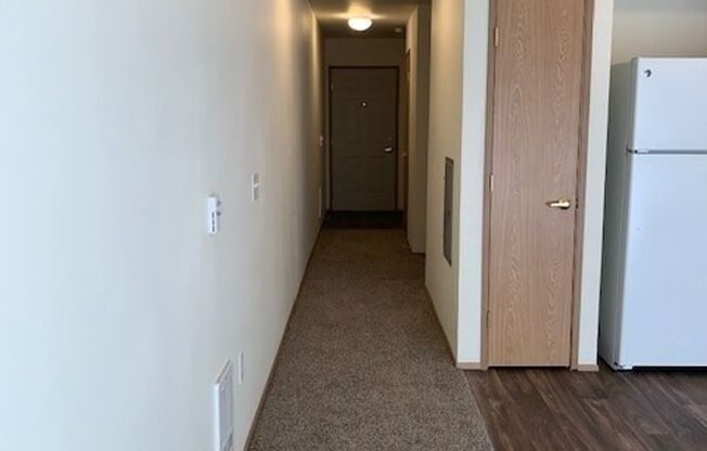 1 bed, 1 bath, 615 sqft, $1,375, Unit 25-204