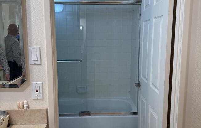 1 bed, 1 bath, 754 sqft, $2,600, Unit 1101