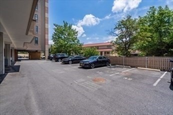 2 beds, 1 bath, 875 sqft, $3,800, Unit 501