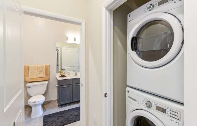 City-View-Apartments-SE-Washington-DC-Affordable-Bathroom-Washer-Dryer