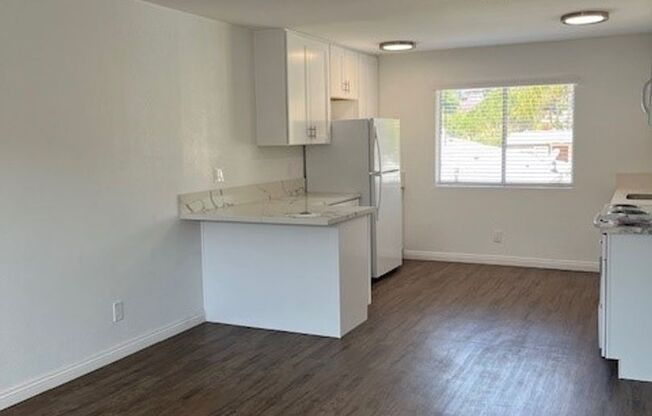 2 beds, 1.5 baths, $2,195, Unit 37