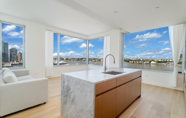 611 W 56 ST