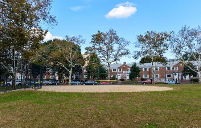 72 LANGSTONE AVE AVE