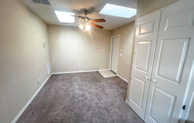 MOVE IN MAY-Water & electricity included 1x1 above garage apartment!! Full kitchen & bathroom!! Washer & dryer! Separate entrance in back!