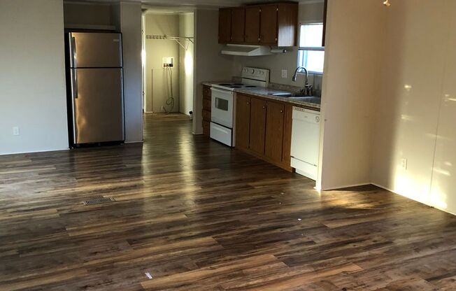 3 Bed/2 Bath Available!
