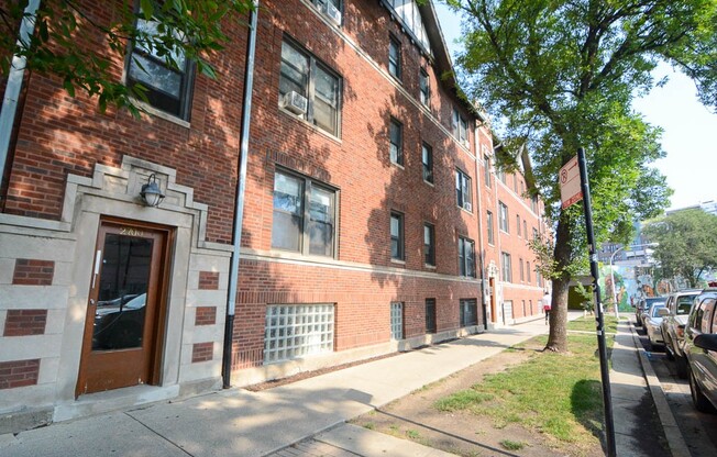 2704 SPAULDING