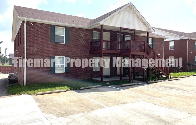 ** Move In Special until November 15th 2024 ** 2 Bedroom, 1 Bathroom w/Washer & Dryer!!