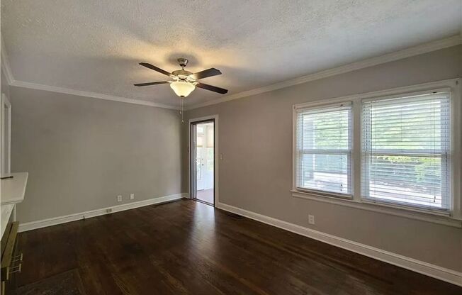 Spacious 3BR/2BA Home Near Marietta Square!!