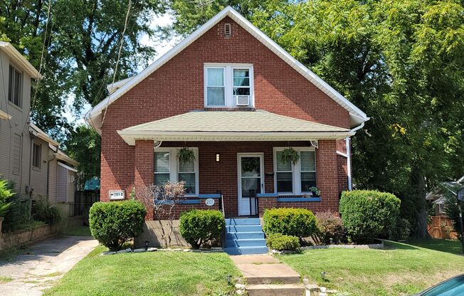 201 Olive Street
