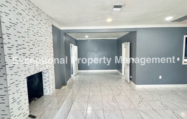 8047 Laurel Ave.