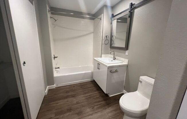Studio, 1 bath, 277 sqft, $1,725, Unit 435-304