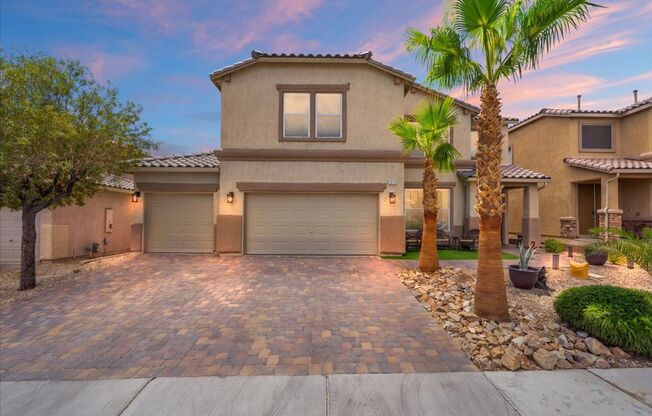 Luxurious, Exceptional Entertaining 5 Bedroom Home Featuring Expansive Indoor-Outdoor Living