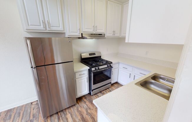 LXT - Lexington Ave Apts