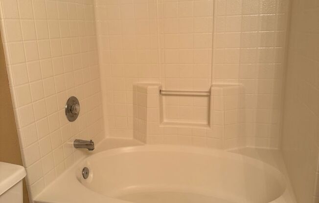 ***SCENIC SCRIPPS RANCH***2/2 CONDO W/ TANDEM 2 CAR DETACHED GARAGE***PET FRIENDLY***