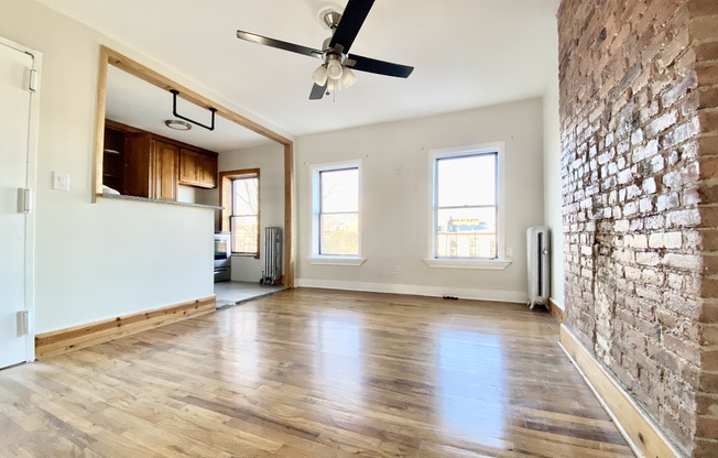 459 PUTNAM AVE