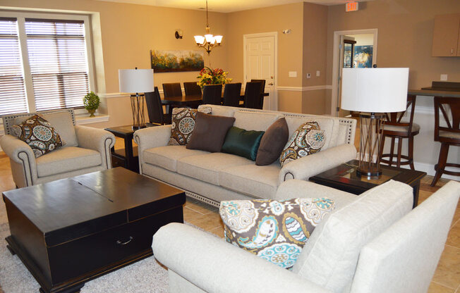 Community Clubhouse with Wi Fi at Limestone Creek Apartment Homes, Madison