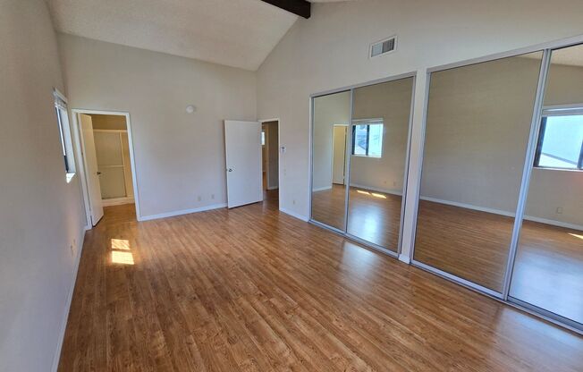 Spacious 3-Bedroom, 2.5-Bath Townhome in Desirable La Jolla