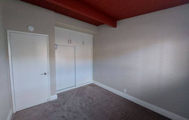 1 bed, 1 bath, $1,795, Unit 16441 Cornuta