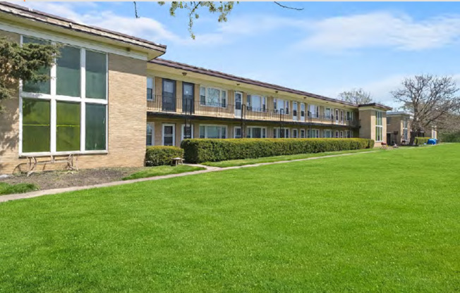36 King Arthur Court Apartments