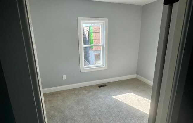 3 beds, 1 bath, $1,500