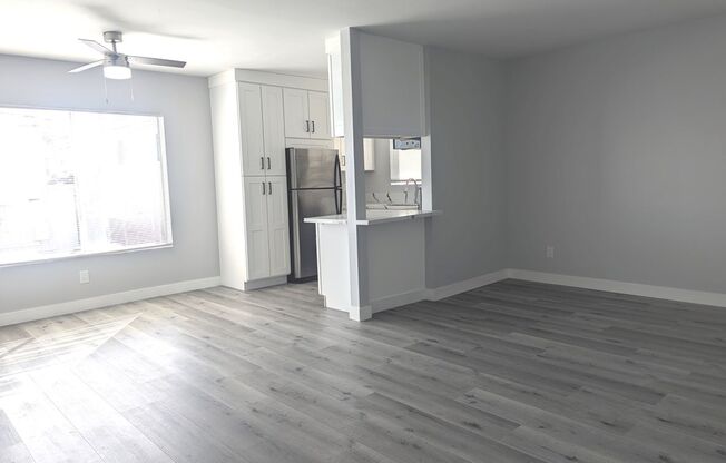 2 beds, 1 bath, $2,400, Unit Unit 6