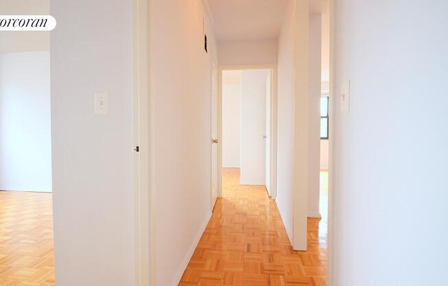 2 beds, 1 bath, $6,800, Unit 15D