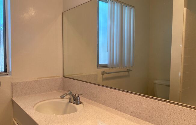 1 bed, 1 bath, $1,750, Unit 24