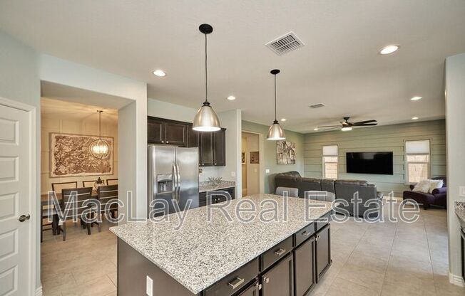 2415 E RUNAWAY BAY PL