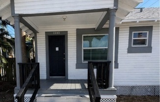 1103 DREW ST