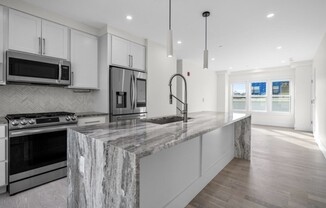 52 SPENCER AVE