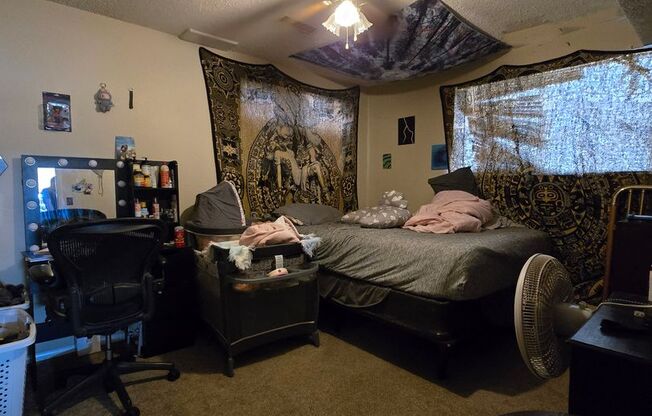 Windsor Duplex in Country setting