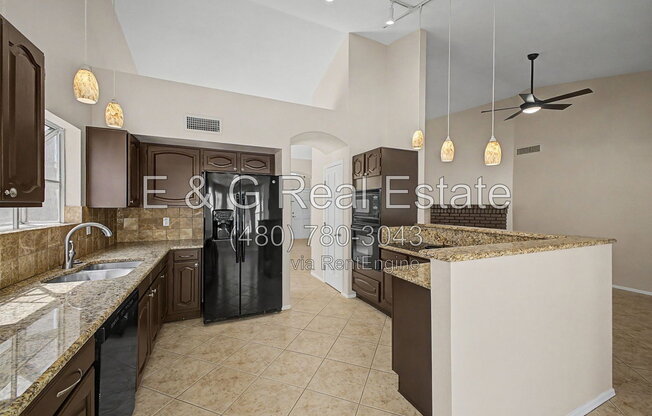 3 beds, 2 baths, 1,930 sqft, $2,750