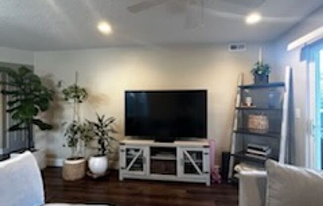 2 beds, 2 baths, $1,395