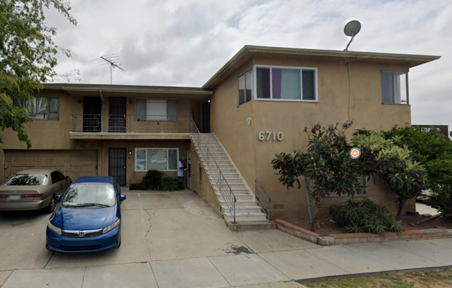 632 W Hillsdale Street