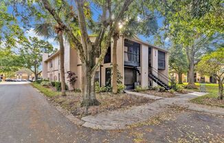 4838 S SEMORAN BOULEVARD