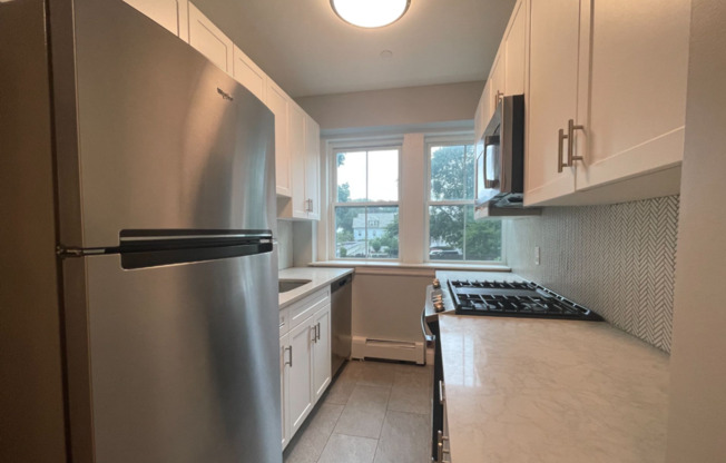 1 bed, 1 bath, 784 sqft, $2,500, Unit #5