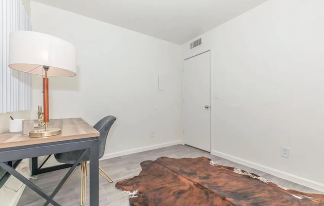 2 beds, 2 baths, 750 sqft, $949, Unit 314