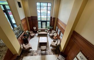 401 13th St. NE #208
