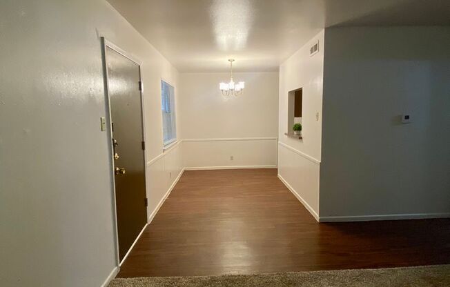 2 beds, 1 bath, 850 sqft, $1,129, Unit 22