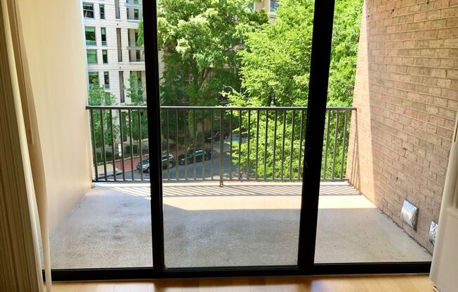 Studio, 1 bath, 460 sqft, $2,813, Unit 0627