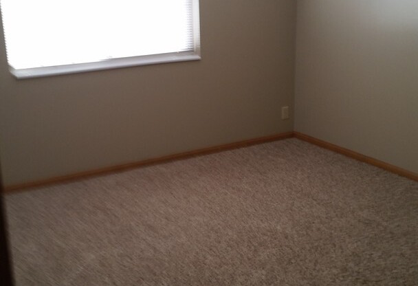 2 beds, 2 baths, 1,066 sqft, $1,209, Unit 1-308