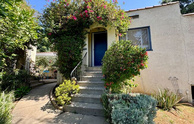GILLETTE CRESCENT