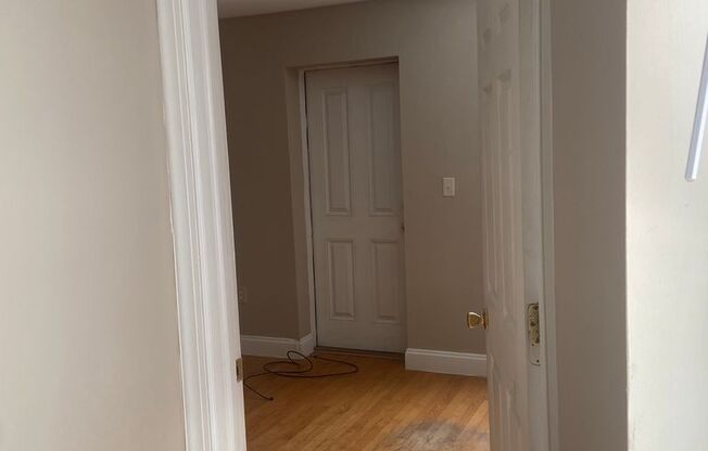 1 bed, 1 bath, 476 sqft, $900, Unit Apt. C (Top Left)