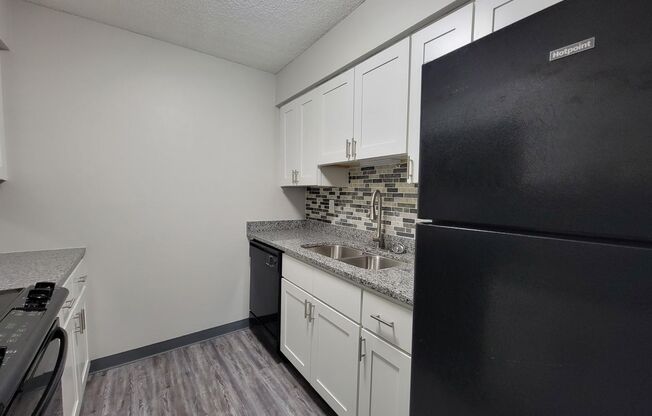1 bed, 1 bath, 750 sqft, $999, Unit 126302