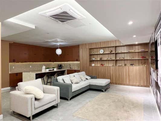 1238 63 ST