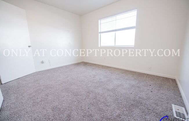 3 beds, 2 baths, 1,350 sqft, $1,899, Unit 4060