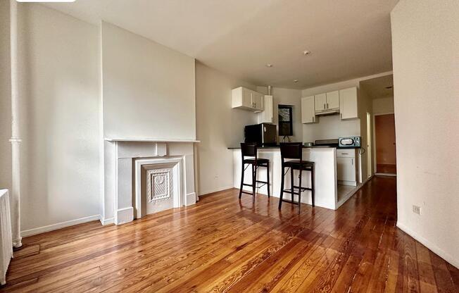 1 bed, 1 bath, $2,695, Unit 3FE