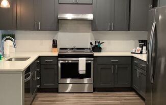 1 bed, 1 bath, $3,590, Unit 217-715