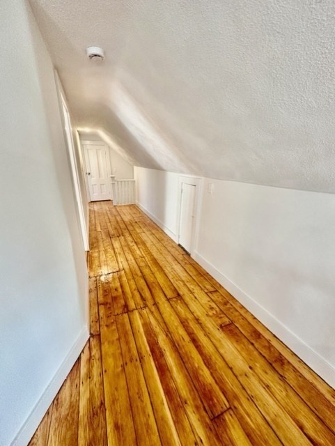 3 beds, 1 bath, $4,200, Unit 1